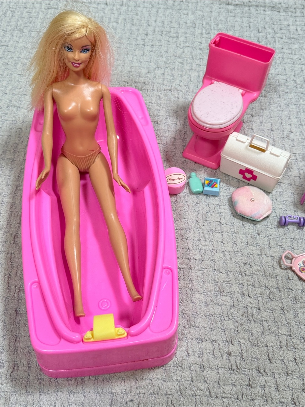 Bundle of MATTEL Vintage Barbie Dolls Bathtub Toilet Chair Shoes Baby Doll Pink - Picture 17 of 17
